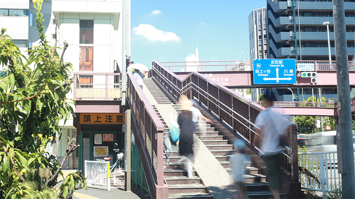 横浜駅からグラマラスエイチまでの行き方